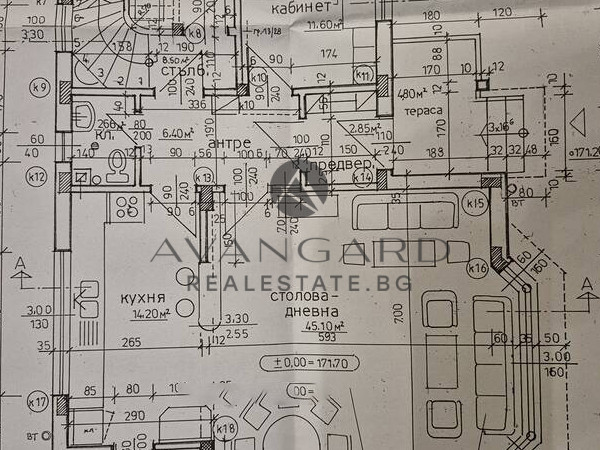 САМОСТОЯТЕЛНА КЪЩА В ЗЛАТИТРАП С АКТ 16