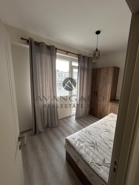 Обзаведен тристаен Кючук Париж