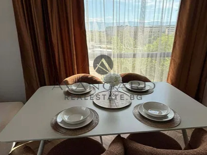 АКТ 16! Обзаведен тристаен ТРАКИЯ