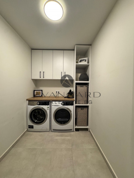 ЕДНОФАМИЛНА КЪЩА В ЗАТВОРЕН КОМПЛЕКС/ ТРАКИЯ