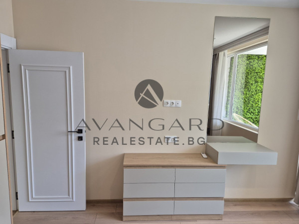 Spacious one -bedroom / new building / judge