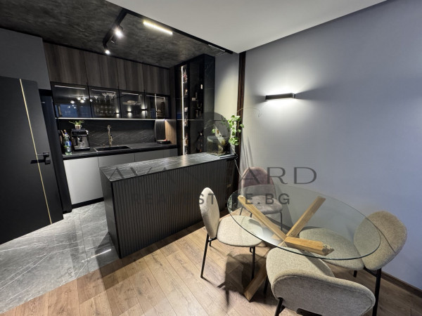 ТОП ЛОКАЦИЯ !!! ДИЗАЙНЕРСКИ ДВУСТАЕН В ТРАКИЯ !!!