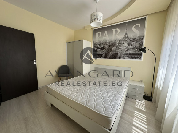Spacious one -bedroom / top location