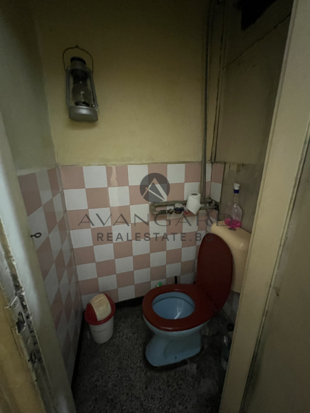 Двустаен до парк Студенец