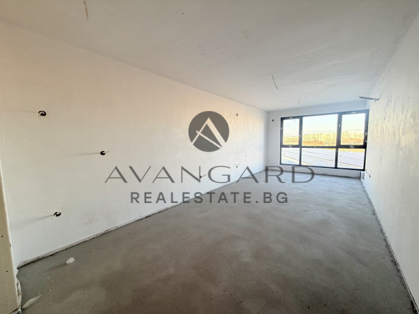 ACT 15 !!! TWO-ROOM APARTMENT!!! CENTER EAST !!!