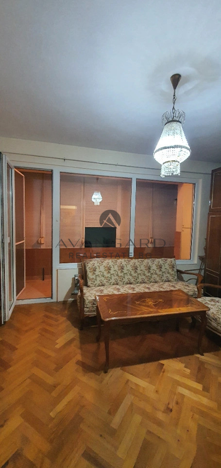 ДВУСТАЕН С РЕАЛНА КВАДРАТУРА И 3 ОТДЕЛНИ СТАИ/ Кършияка
