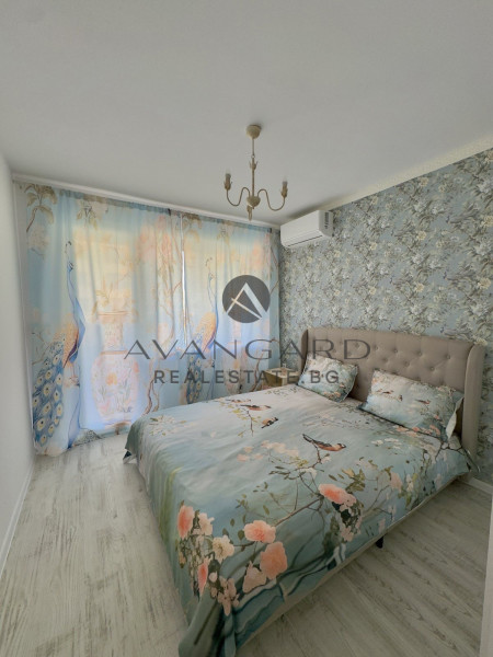 FURNISHED THREE-ROOM APARTMENT / SMYRNA