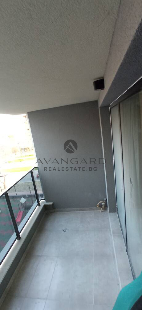 ДВУСТАЕН ОБЗАВЕДЕН! КЮЧУК ПАРИЖ!