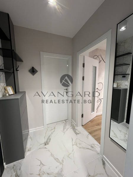 Designer one -bedroom apartment