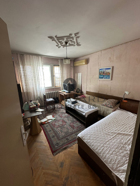 Three bedroom to Mall Plovdiv! Smirnenski!