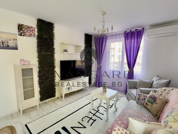 FURNISHED THREE-ROOM APARTMENT / SMYRNA