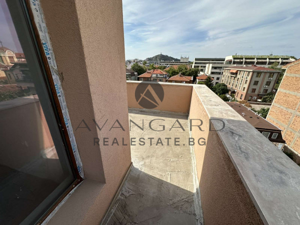 Spacious two -bedroom / top location / new building