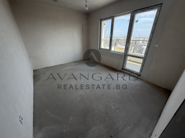 ПРЕД АКТ 16! Тристаен ТРАКИЯ ПОЛИКЛИНИКАТА