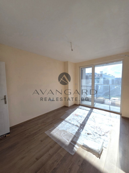 One-bedroom turnkey / Mall Plaza