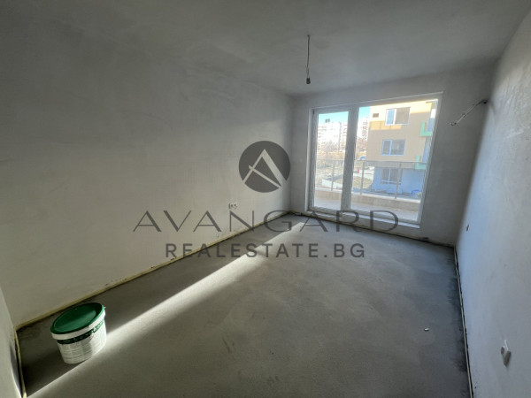 ПРЕД АКТ 16! Тристаен Остромила