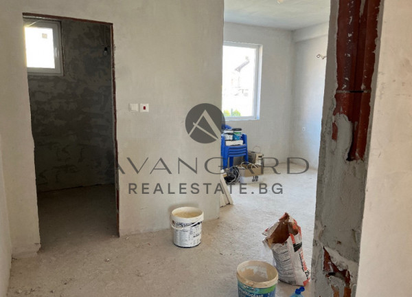 DETACHED HOUSE! BRANIPOLE!