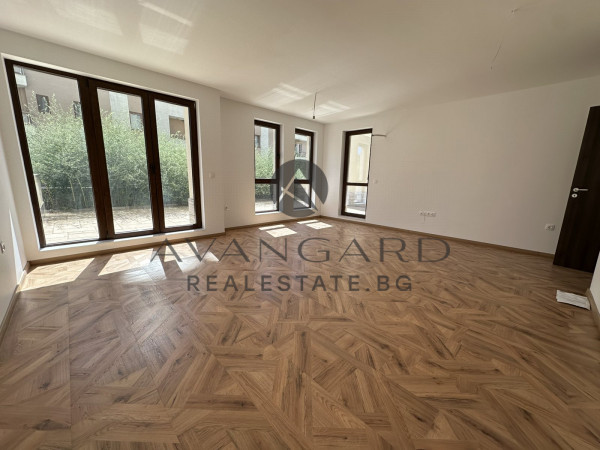 One -bedroom with yard and garden completed