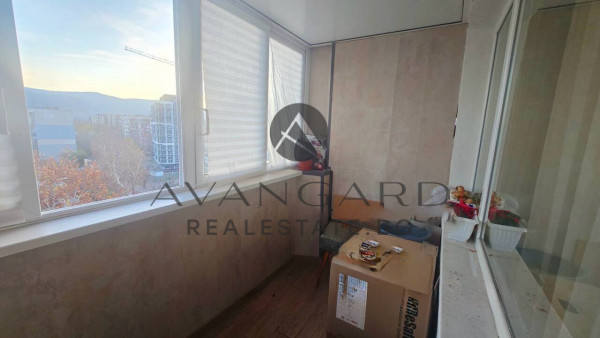 Обзаведен двустаен м-н Слънчеви лъчи