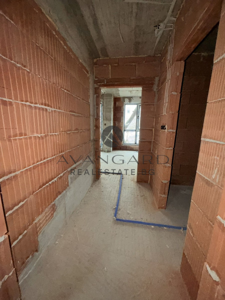 Едностаен апартамент с АКТ 14 в Каменица 1