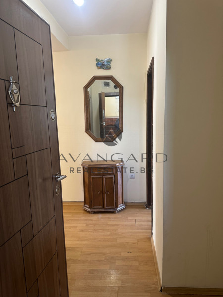 One-bedroom apartment next to Kamenitsa Park