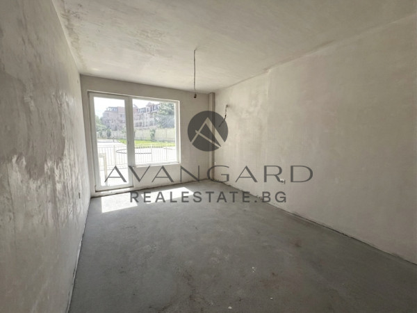 BEFORE ACT 16! Spacious One-Bedroom Ostromila