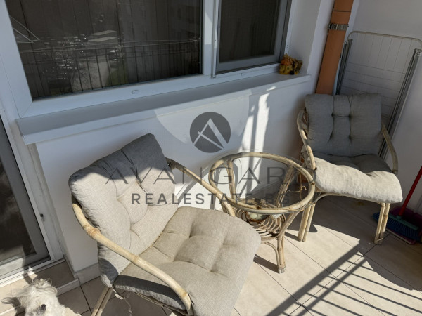 ТРИСТАЕН ОБЗАВЕДЕН С ЧЕТИРИ ОТДЕЛНИ СТАИ! КЮЧУК ПАРИЖ!