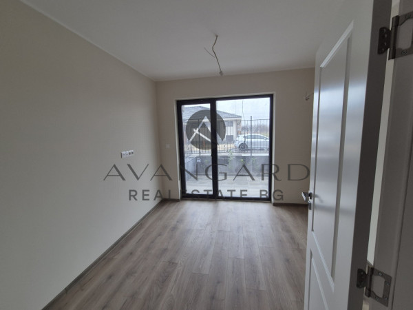 TWO BEDROOM WITH COURTYARD SMALL BOUTIQUE BUILDING