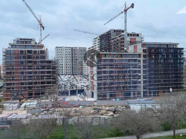 ТРИСТАЕН АПАРТАМЕНТ С ДВЕ ПАРКОМЕСТА