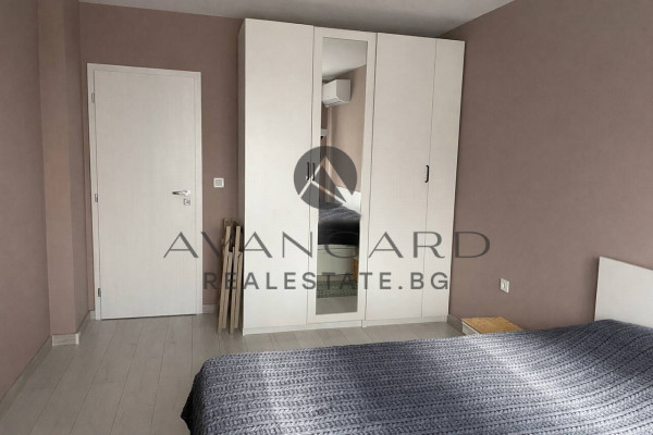 ТРИСТАЕН ОБЗАВЕДЕН АПАРТАМЕНТ! КЮЧУК ПАРИЖ!