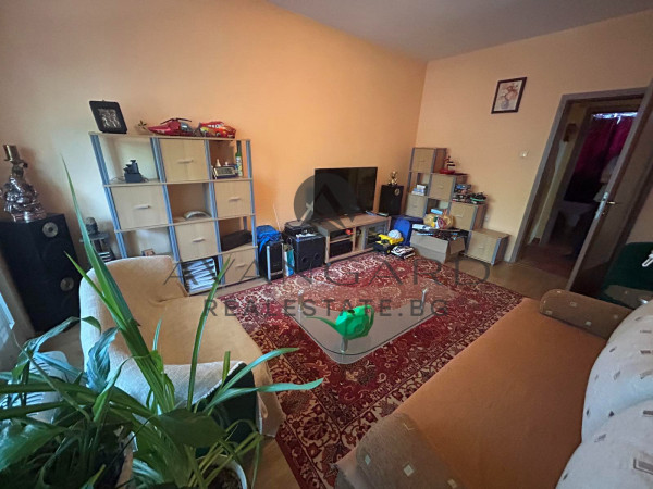 Wonderful one -bedroom real square
