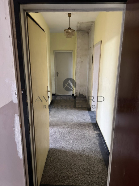 Тристаен РЕАЛНА КВАДРАТУРА