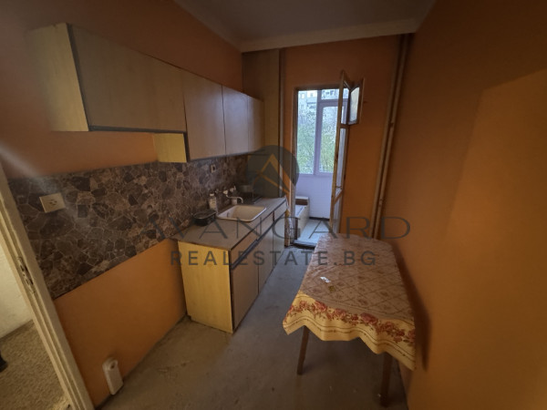 РЕАЛНА КВАДРАТУРА !! ТРИСТАЕН В ТРАКИЯ ДО АКВАЛЕНД !! СВОБОДНО ПАРКИРАНЕ !!