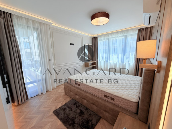 FURNISHED THREE-ROOM APARTMENT IN A SMALL BUILDING WITH ACT 16