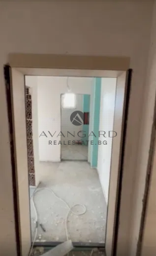 Двустаен пред акт 16