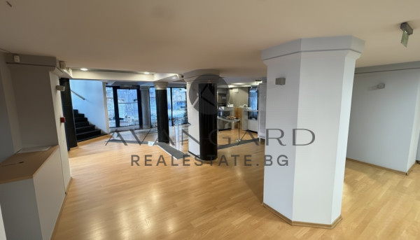 Административна сграда/ Суперцентър