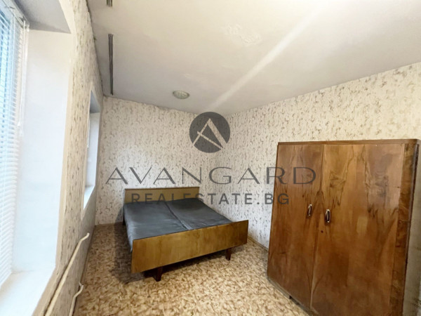 A two -bedroom furnished apartment with four separate rooms! Karshiyaka!