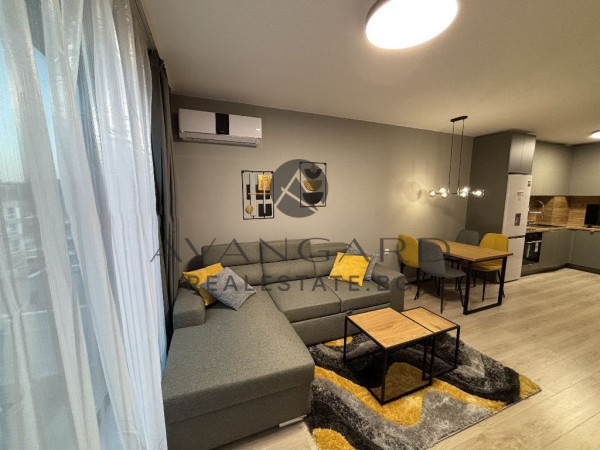 ЛУКСОЗЕН ДВУСТАЕН !!! ХРИСТО СМИРНЕНСКИ !!!