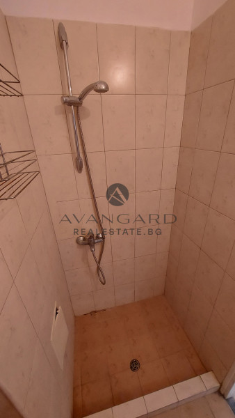 ДВУСТАЕН С ТРИ ОТДЕЛНИ СТАИ! СМИРНЕНСКИ