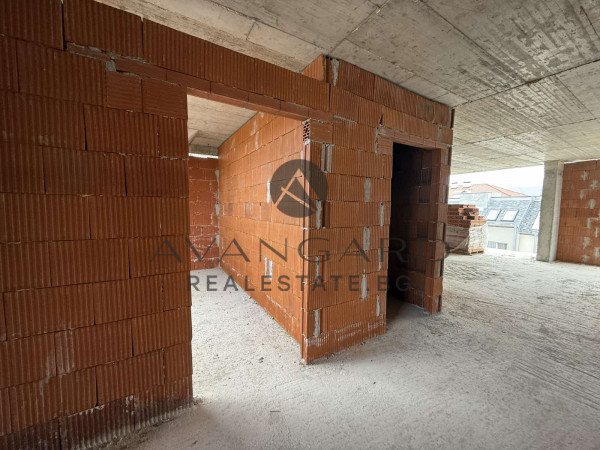 ТРИСТАЕН АПАРТАМЕНТ С АКТ14! КЮЧУК ПАРИЖ!