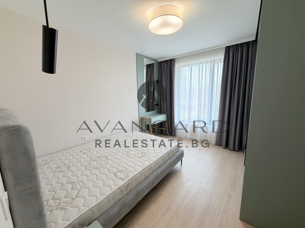 ЛУКСОЗЕН ТРИСТАЕН / ГРЕБНА БАЗА