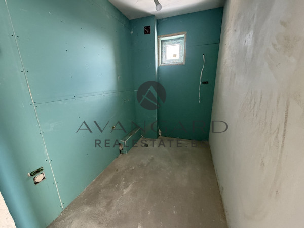 ПРЕД АКТ 16! Тристаен ТРАКИЯ ПОЛИКЛИНИКАТА