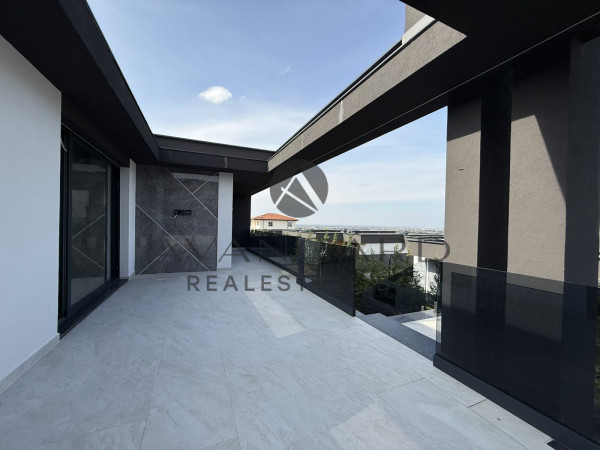 Two -storey house with panoramic views