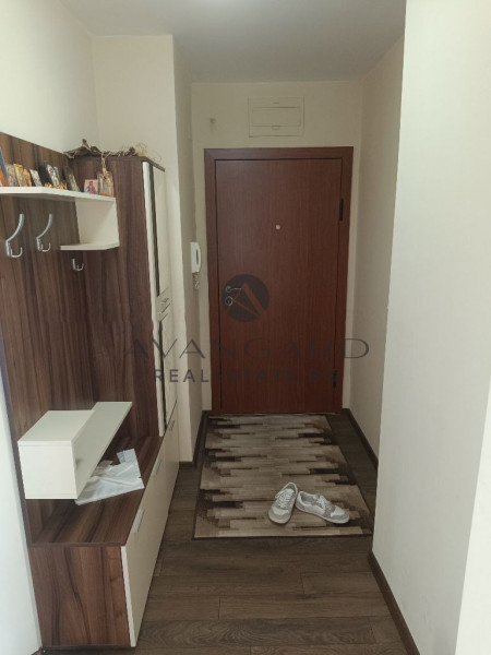 Spacious two -bedroom with garage / cushion