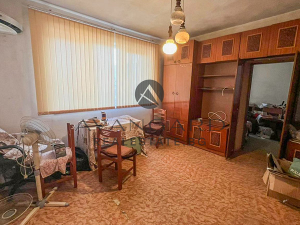 ТРИСТАЕН С ЧЕТИРИ ОТДЕЛНИ СТАИ! СЪДИЙСКИ!