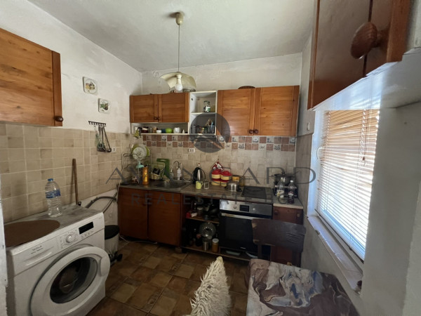 ДВУЕТАЖНА КЪЩА с.КРУМОВО