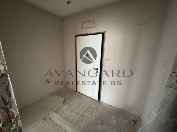 ПРЕД АКТ 16 !!! ДВУСТАЕН АПАРТАМЕНТ В НИСКА СГРАДА !!! КЪРШИЯКА !!!