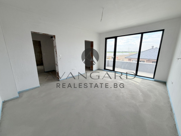 ДВУЕТАЖНА КЪЩА С ДВЕ ПАРКОМЕСТА ПРЕД АКТ 16