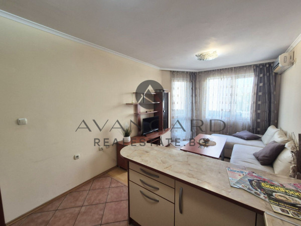 SOUTH Two-room apartment near Pulmed