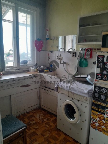 Тристаен РЕАЛНА КВАДРАТУРА МАРАША