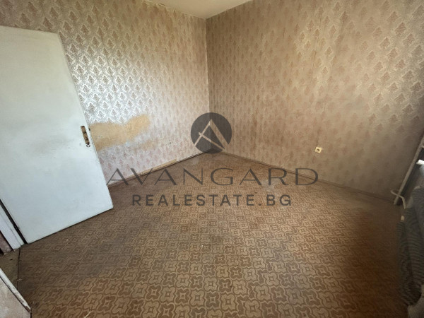 Benefit! Two -bedroom Thrace